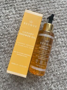 BESQUE Luxury Shower Oil - Yellow/Gold